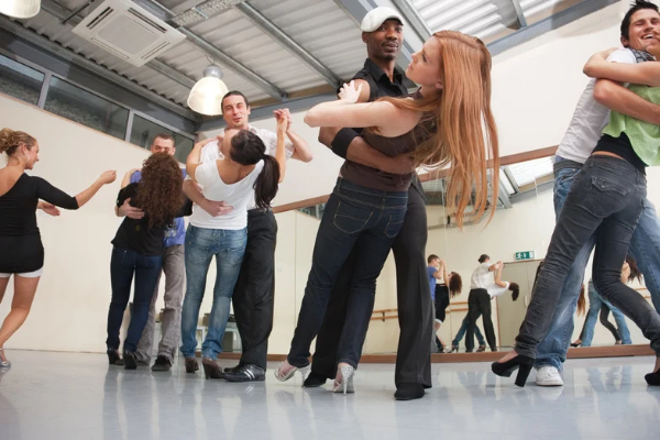 Participa en clases de baile este 2026