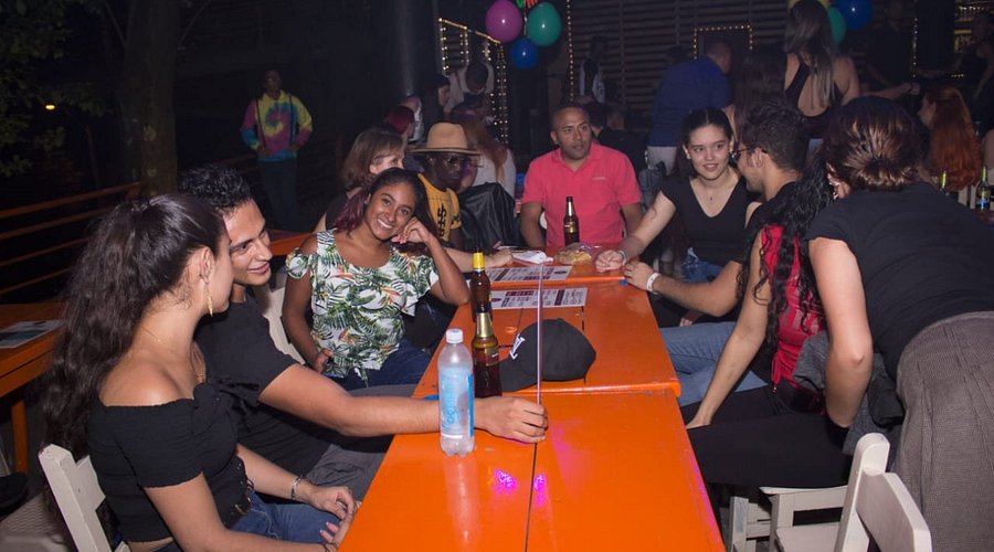 Turismo Bailable en Bogotá: La Experiencia Definitiva de Salsa los Jueves